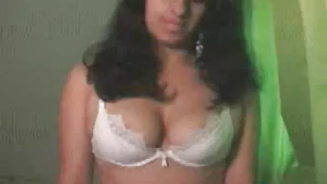 પોર્ન ઓનલાઇન કોઈ નોંધણી ભારતીય આજે સમાચાર વિડિઓઝ કિશોર કે કિશોરી પર તેના વેબકેમ