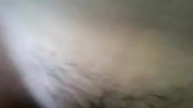 પોર્ન ઓનલાઇન કોઈ નોંધણી હોટ સેક્સી ઇન્ડિયન છોકરી સાથે એક માણસ છે, જે એક નાના સફેદ લોડો