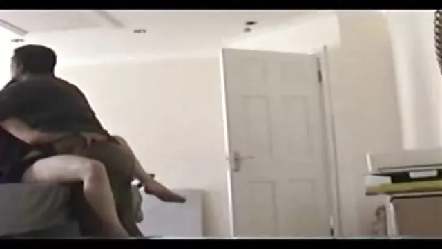 પોર્ન ઓનલાઇન કોઈ નોંધણી સફેદ વસ્તુઓ છબીઓ, તેના ભારતીય યુવાન કારચાલક