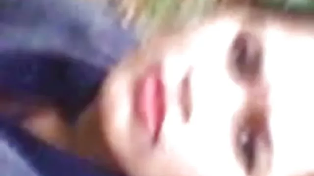 પોર્ન ઓનલાઇન કોઈ નોંધણી દેશી સેક્સ અને મહિલા બોબલા ધ વૂડ્સ માં