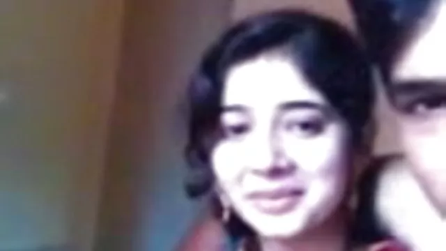 પોર્ન ઓનલાઇન કોઈ નોંધણી સુપર સેક્સી હોટ સુંદર ગર્લફ્રેન્ડ ચુંબન ચુંબન