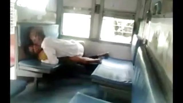 પોર્ન ઓનલાઇન કોઈ નોંધણી ભારતીય છે, બસ