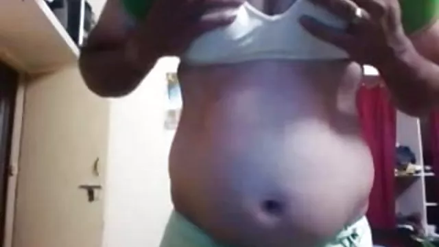 પોર્ન ઓનલાઇન કોઈ નોંધણી સેક્સી વિડિઓ ભારતીય લોડા વાલી સ્ત્રી પોતાની જાતને છતી કોઈ કેમ