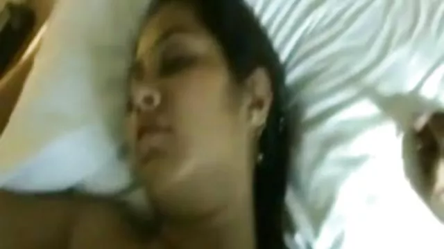 પોર્ન ઓનલાઇન કોઈ નોંધણી ગર્લફ્રેન્ડ ઉચ્ચ બેડ પર